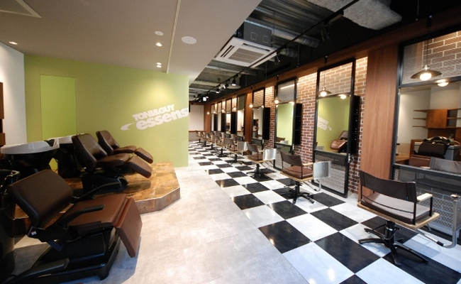 essensuals by TONI＆GUY 梅田茶屋町店