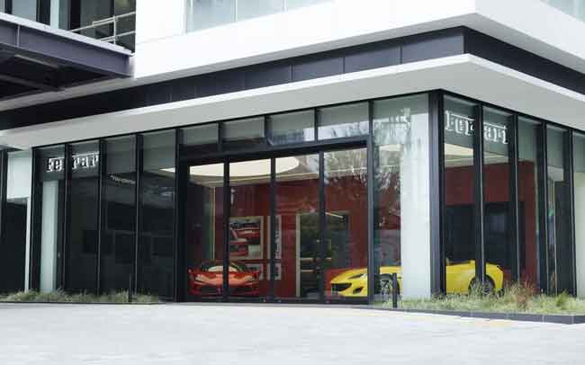 Auto Cavallino Kobe Boutique Showroom